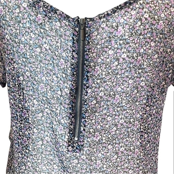 πΈ 3/$15 American Eagle Purple Floral Blouse Medium - Picture 3 of 6